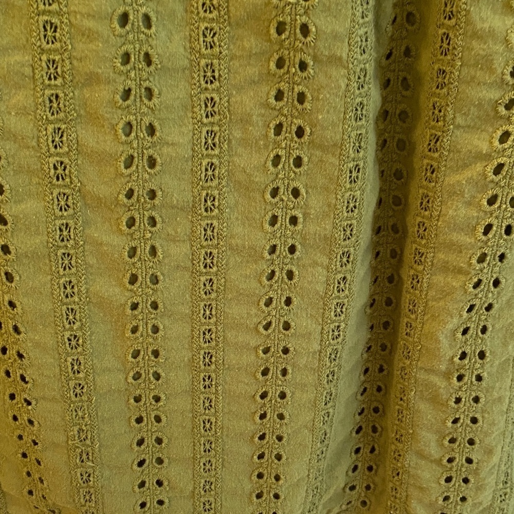 Charter Club Olive Eyelet Women's Blouse - Picture 4 of 7